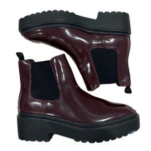 Burgundy Chelsea Boots 🍒